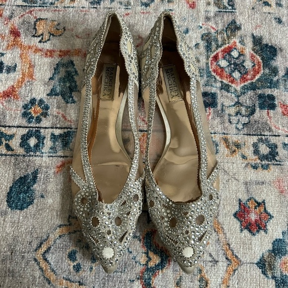 Badgley Mischka Gigi Crystal Pointed Toe Flats Size 8.5 - Picture 3 of 11
